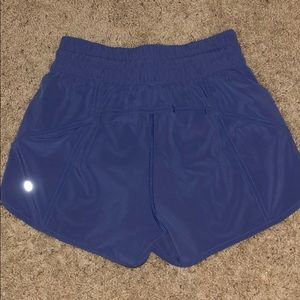 lululemon tracker shorts 4”